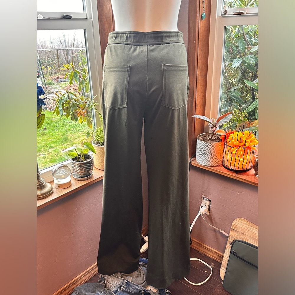 Halara Work Pants - Picture 6 of 16